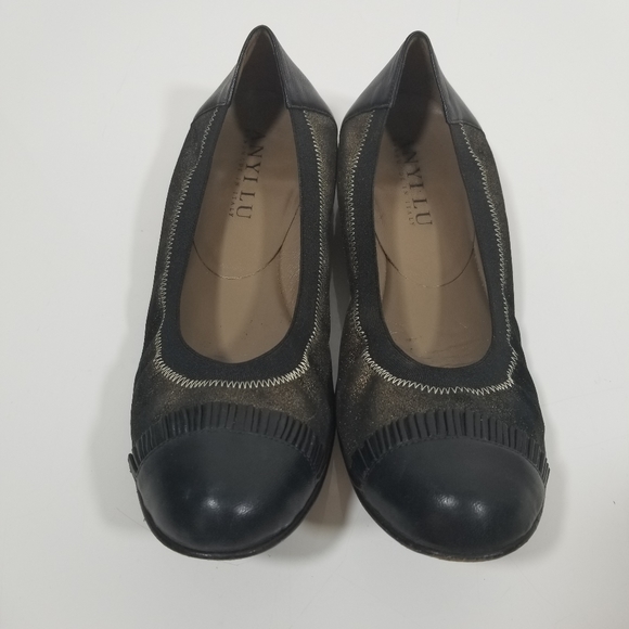 Anyi Lu Cate Metallic Flecked Leather Cap Toe Flat - Picture 2 of 8